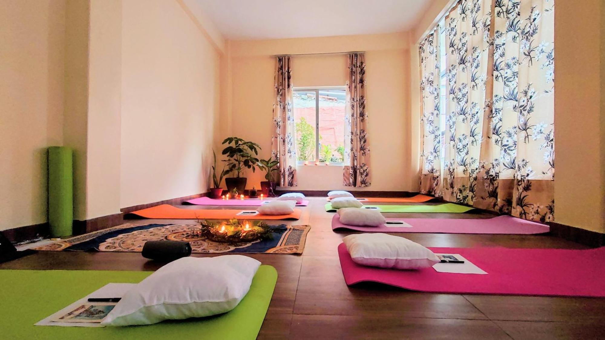 Santoshi Guest House, โพคารา ภายนอก รูปภาพ